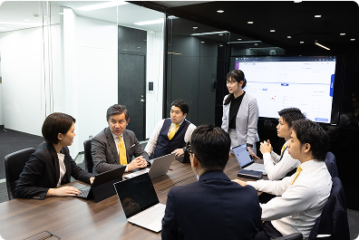 写真：議論している風景